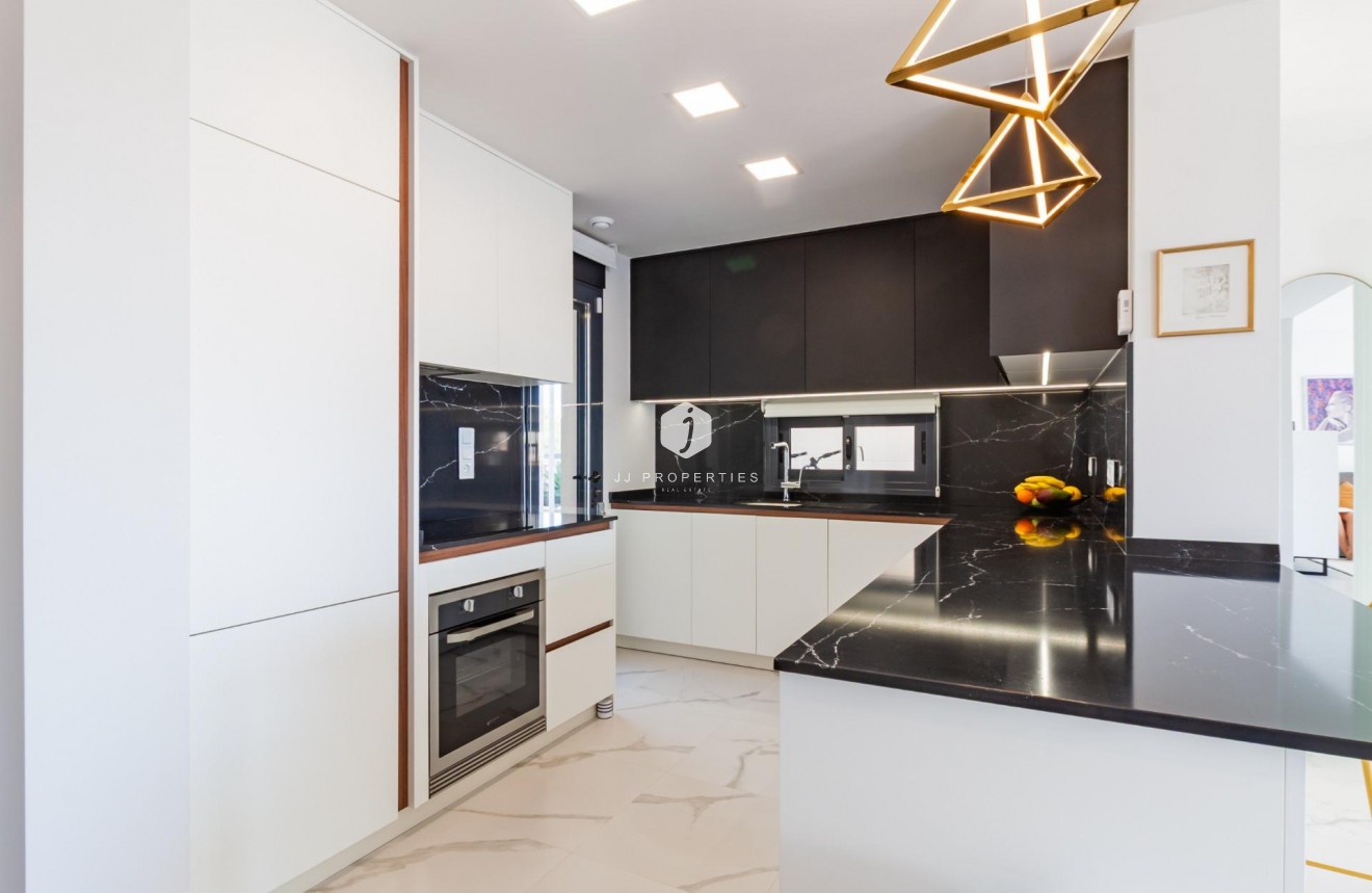 Resale - Apartment / flat -
San Miguel de Salinas - Bellavista