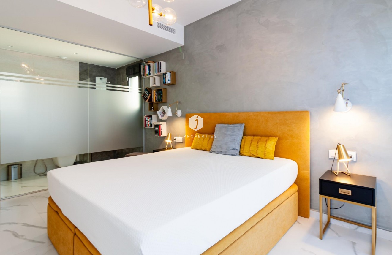 Resale - Apartment / flat -
San Miguel de Salinas - Bellavista