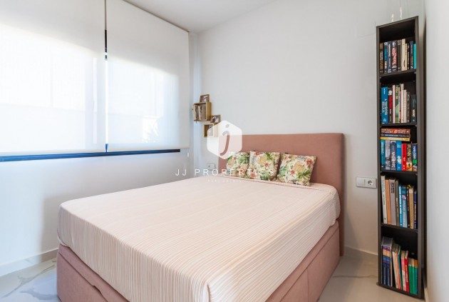 Resale - Apartment / flat -
San Miguel de Salinas - Bellavista
