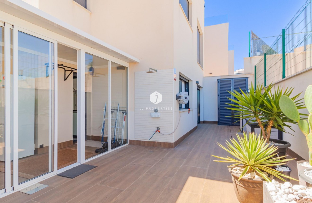 Resale - Apartment / flat -
San Miguel de Salinas - Bellavista