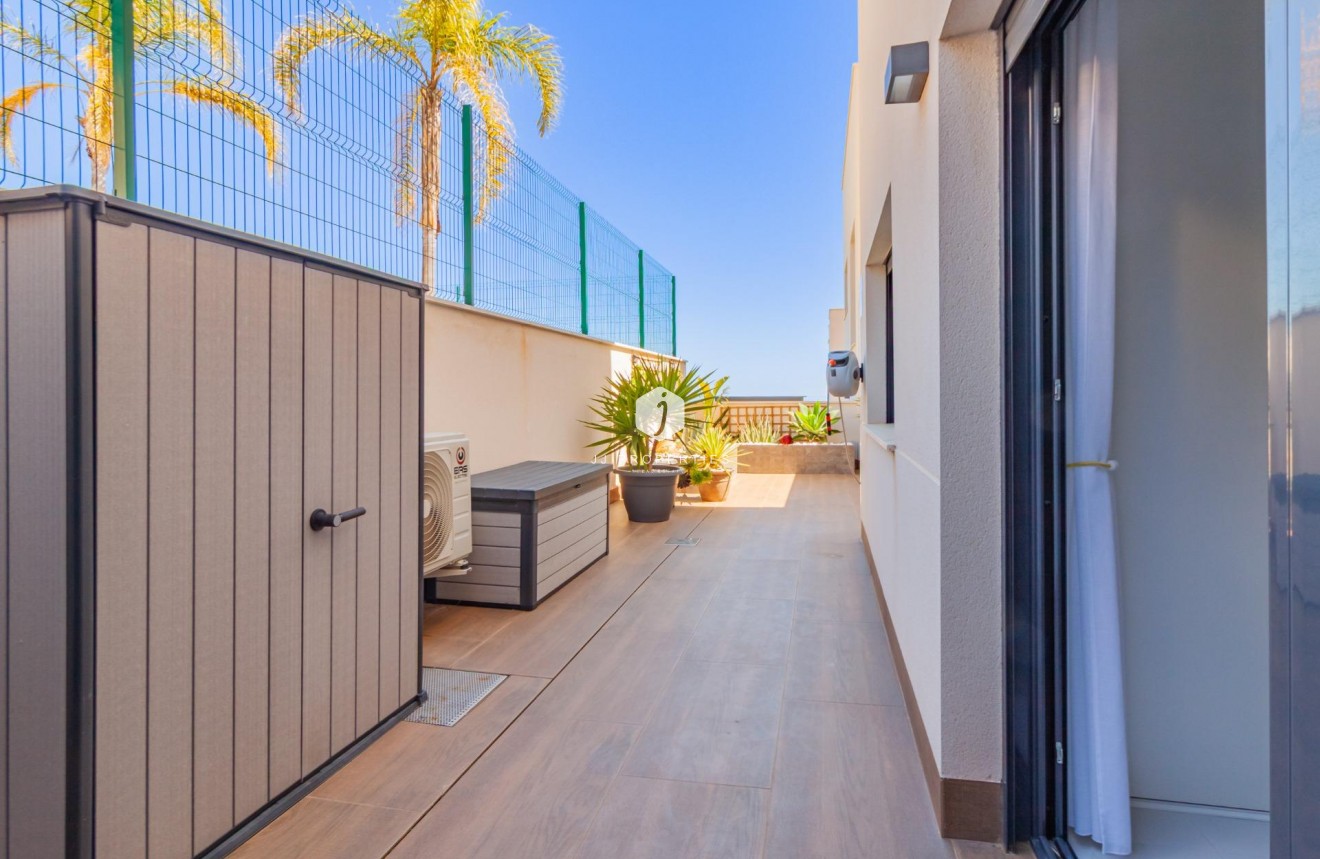 Resale - Apartment / flat -
San Miguel de Salinas - Bellavista