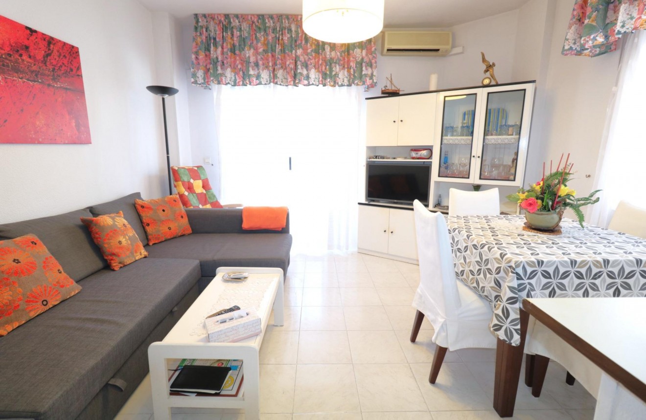 Resale - Apartment / flat -
Torrevieja - Playa de los Naufragos