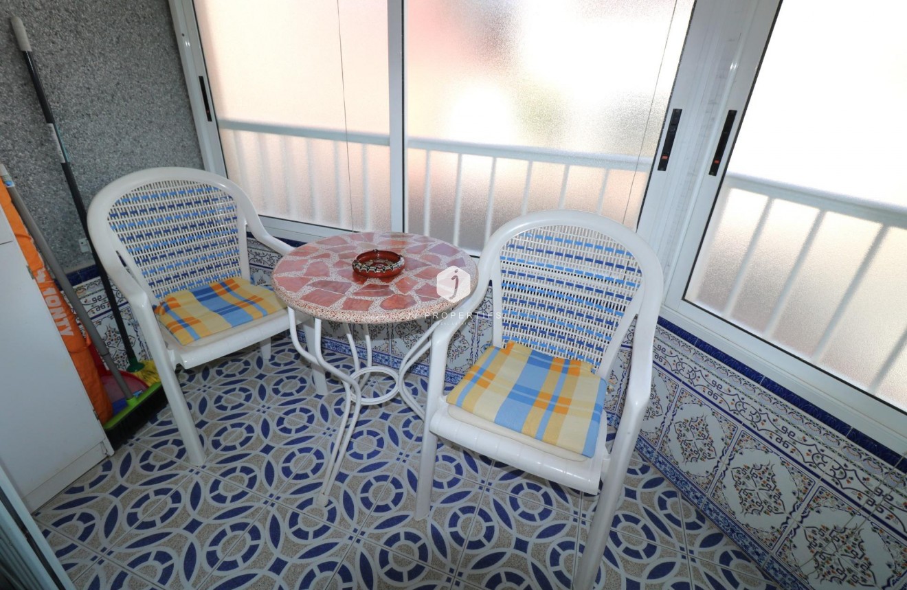 Resale - Apartment / flat -
Torrevieja - Playa de los Naufragos