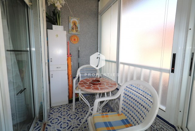Resale - Apartment / flat -
Torrevieja - Playa de los Naufragos
