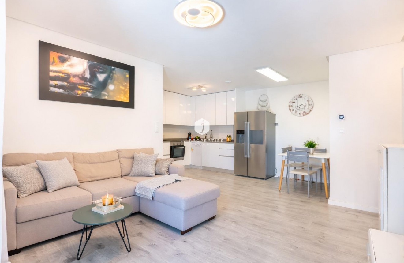 Resale - Apartment / flat -
Orihuela Costa - Los Dolses