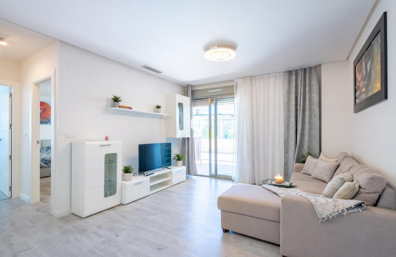 Resale - Apartment / flat -
Orihuela Costa - Los Dolses