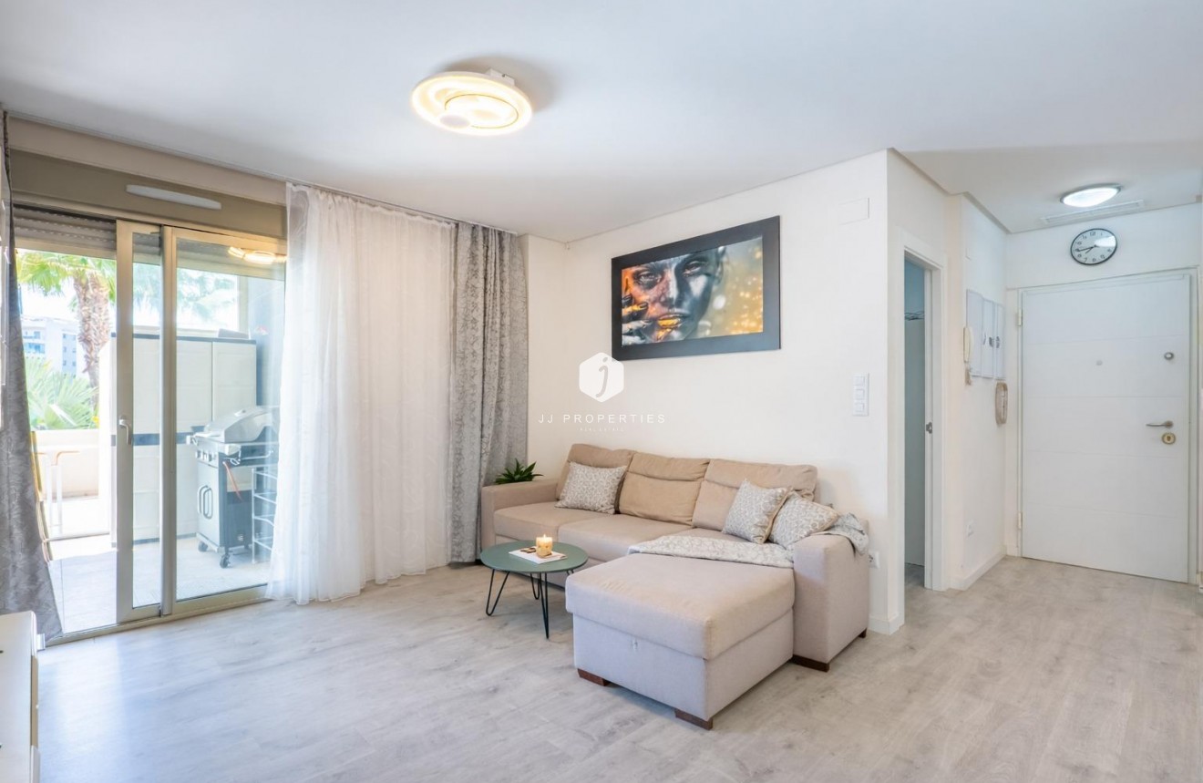 Resale - Apartment / flat -
Orihuela Costa - Los Dolses