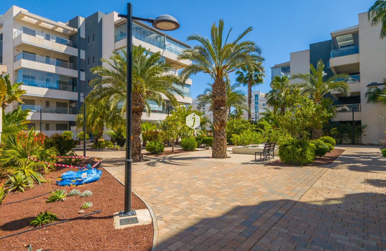 Resale - Apartment / flat -
Orihuela Costa - Los Dolses