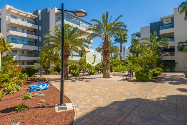 Resale - Apartment / flat -
Orihuela Costa - Los Dolses