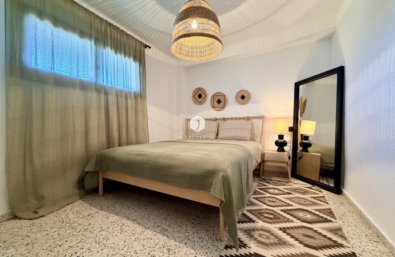 Resale - Apartment / flat -
Guardamar del Segura - Costa Blanca