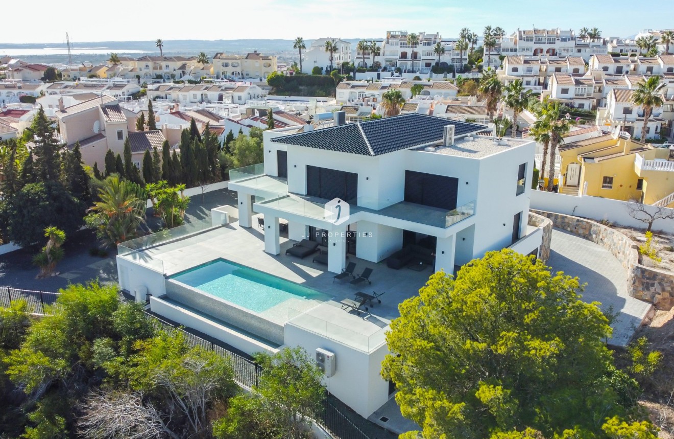 Resale - Villa -
Ciudad Quesada - Costa Blanca