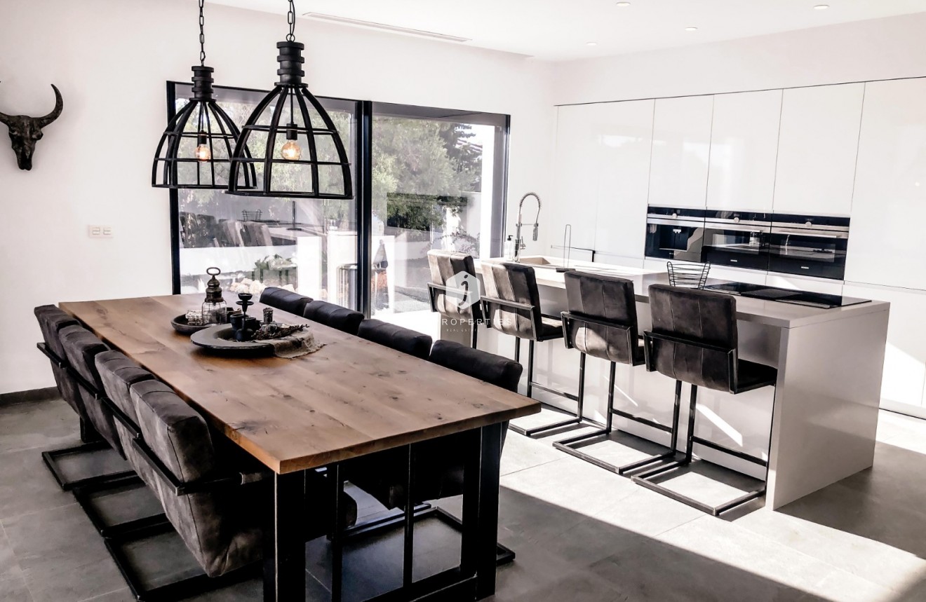 Resale - Villa -
Ciudad Quesada - Costa Blanca