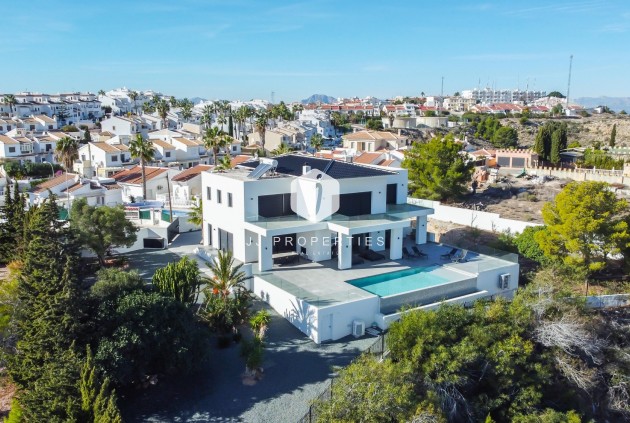 Resale - Villa -
Ciudad Quesada - Costa Blanca