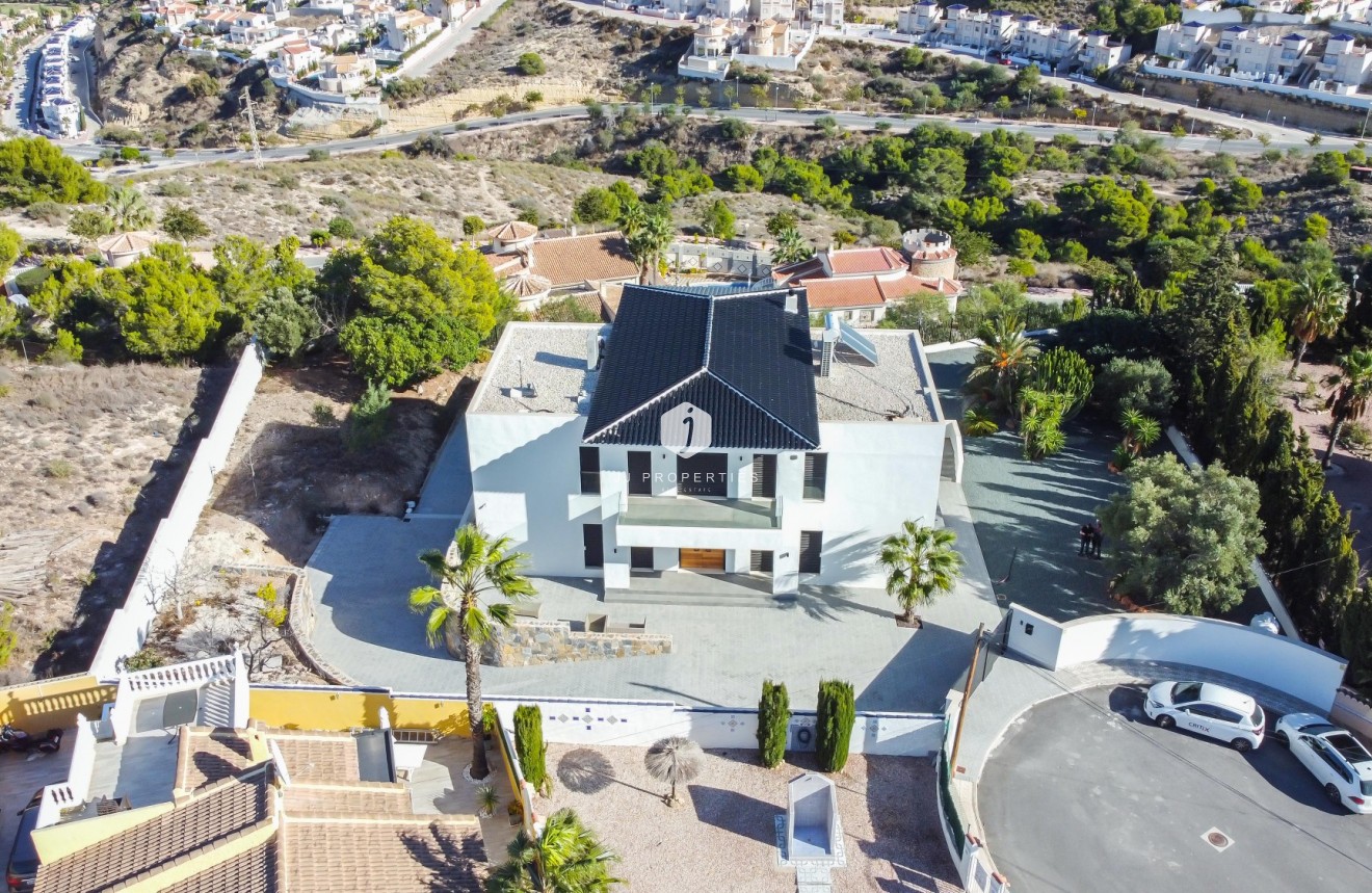 Resale - Villa -
Ciudad Quesada - Costa Blanca