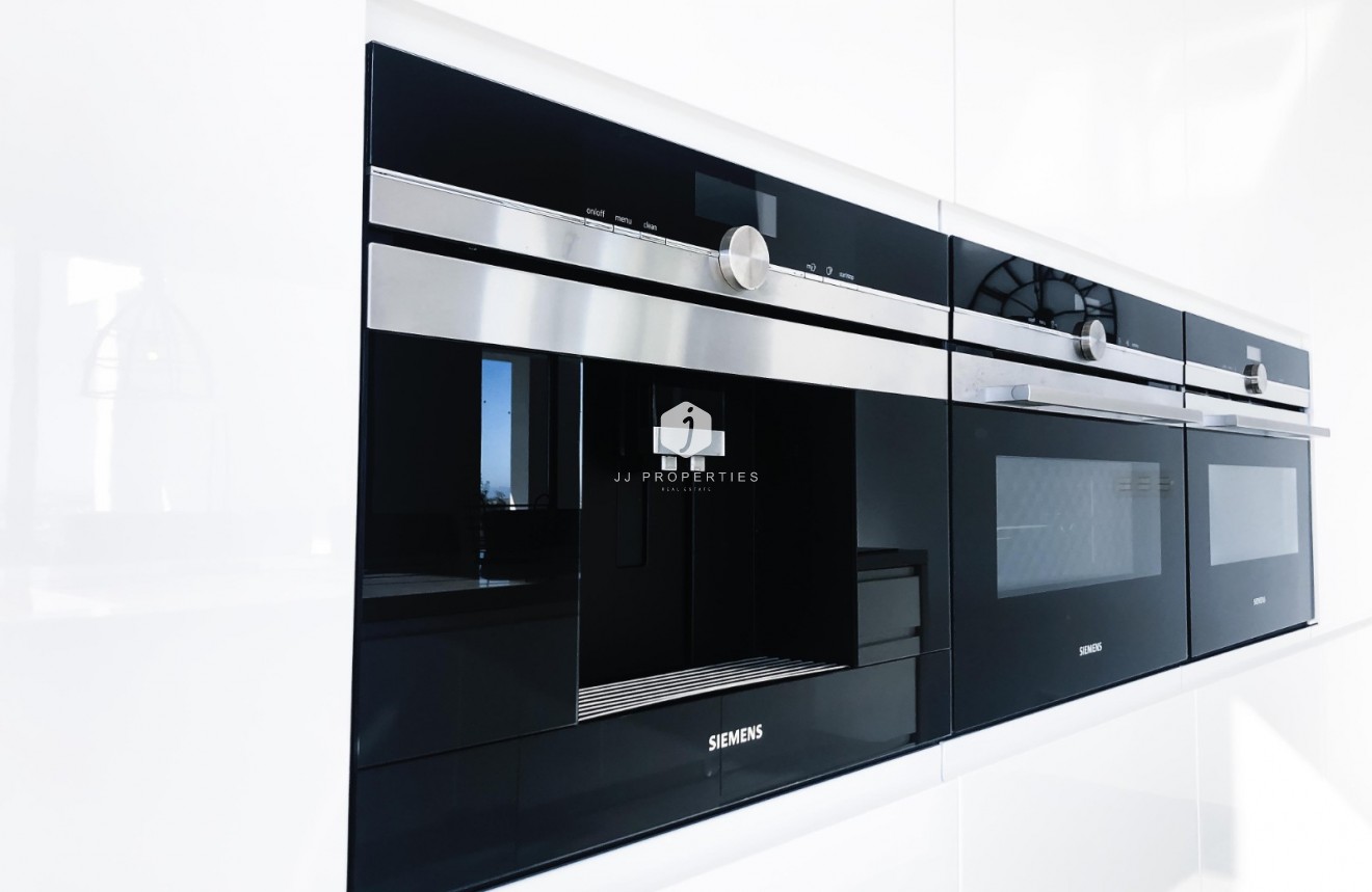 Resale - Villa -
Ciudad Quesada - Costa Blanca