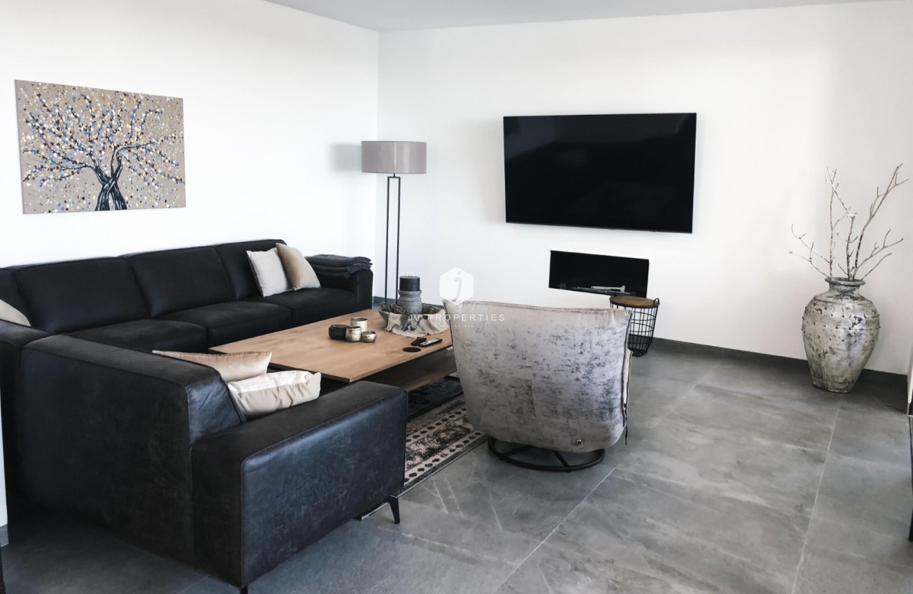 Resale - Villa -
Ciudad Quesada - Costa Blanca