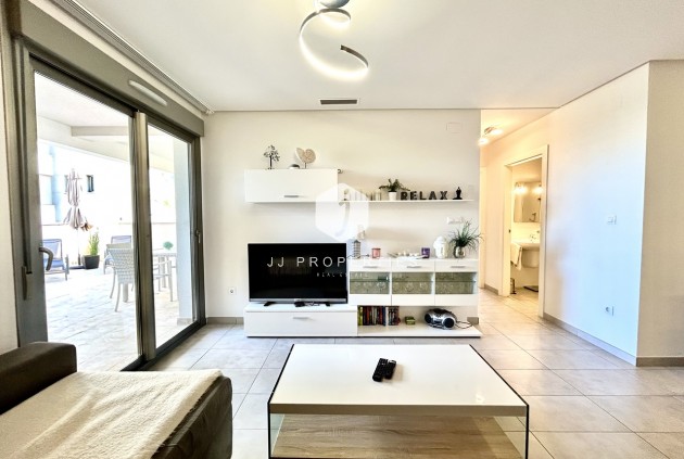 Aus zweiter Hand - Wohnung -
Los Dolses - Inland