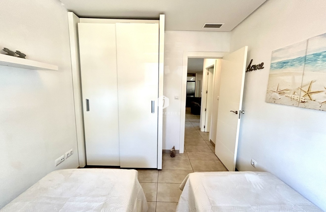 Aus zweiter Hand - Wohnung -
Los Dolses - Inland