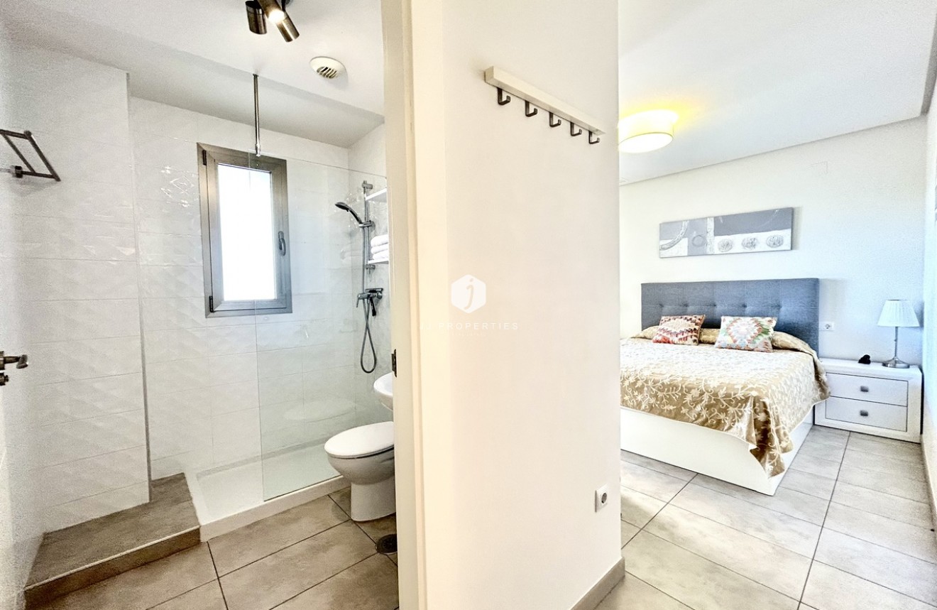 Aus zweiter Hand - Wohnung -
Los Dolses - Inland