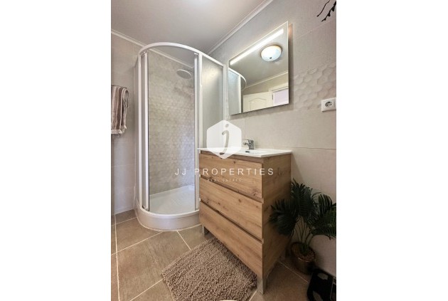 Tweedehands - Bungalow -
Orihuela Costa - Costa Blanca