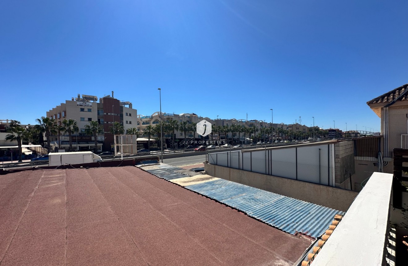 Tweedehands - Bungalow -
Orihuela Costa - Costa Blanca