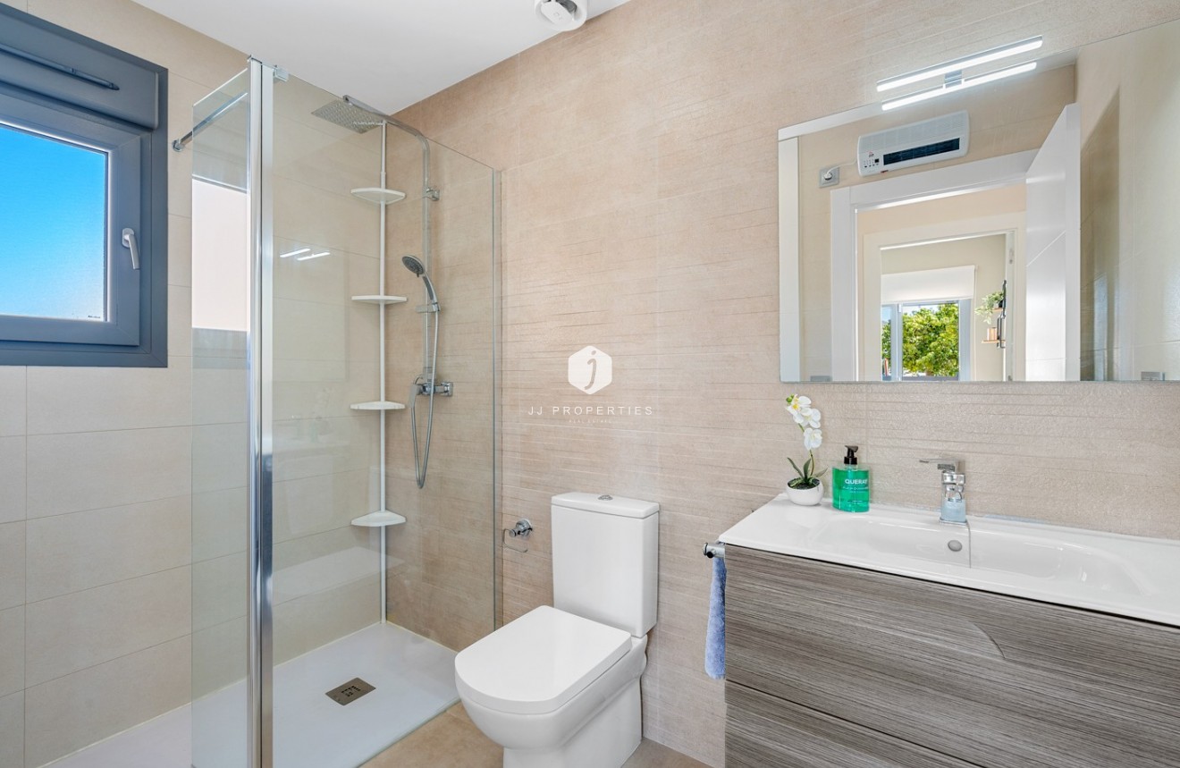 Resale - Chalet -
Formentera del Segura - Costa Blanca