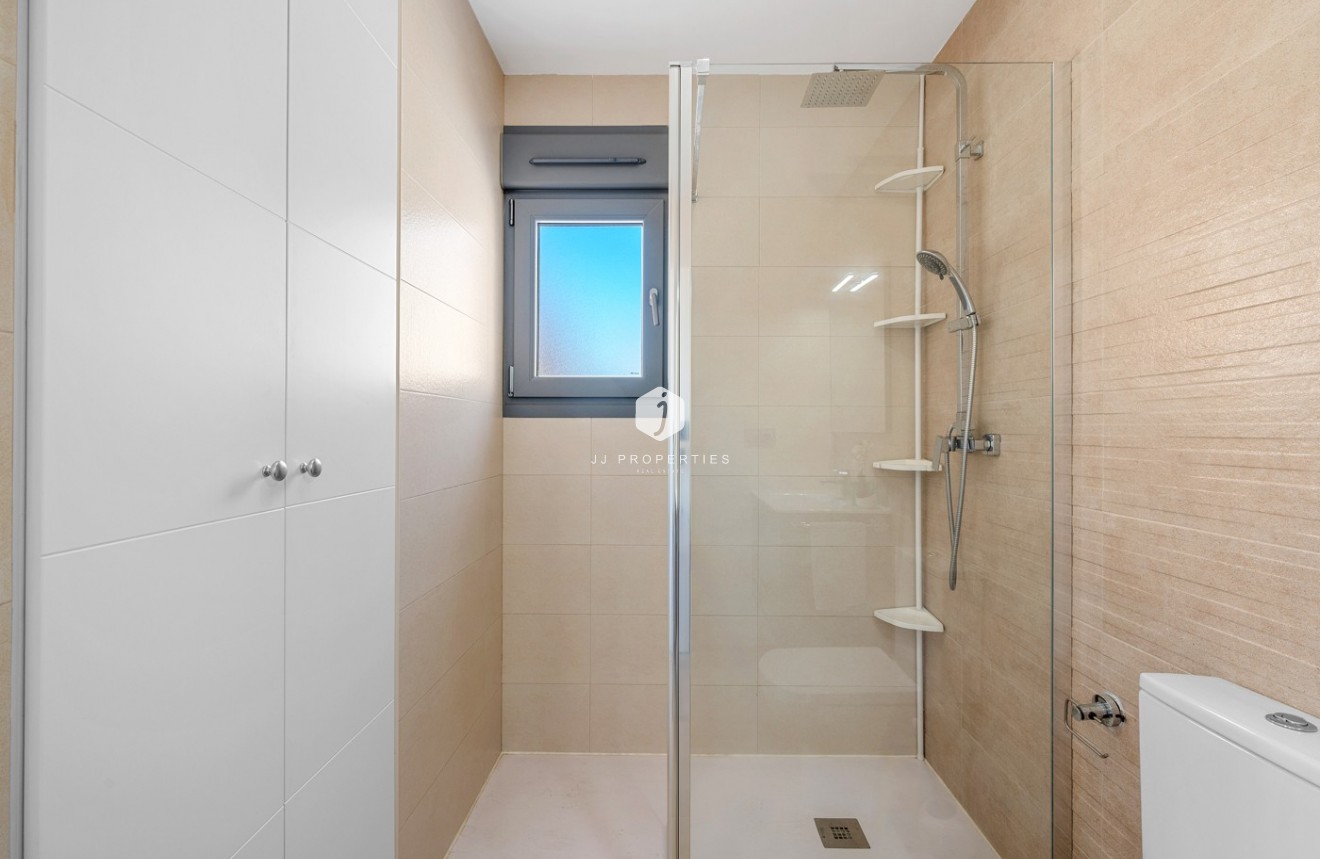 Resale - Chalet -
Formentera del Segura - Costa Blanca