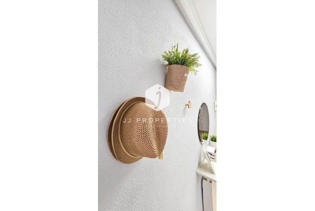 Resale - Apartment / flat -
Torrevieja - Centro