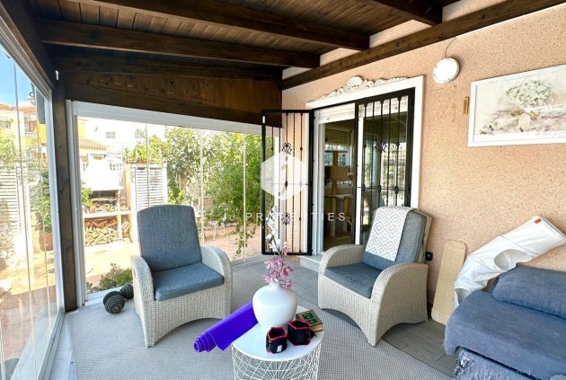 Resale - Villa -
Orihuela Costa - La Regia