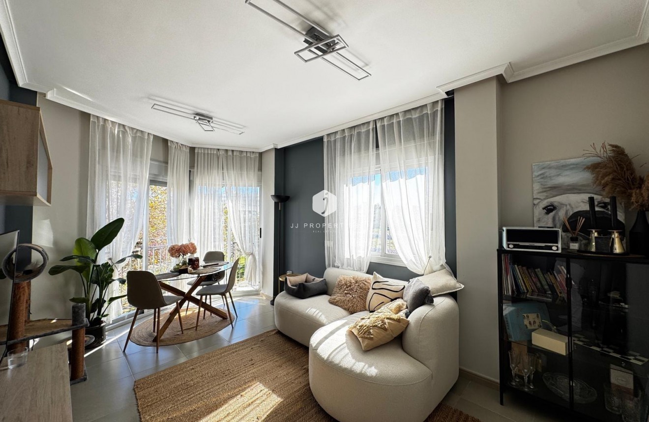 Aus zweiter Hand - Wohnung -
Torrevieja - Playa del Cura