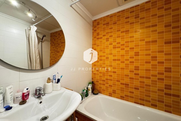 Aus zweiter Hand - Wohnung -
Torrevieja - Playa del Cura