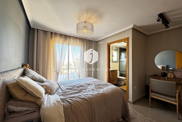 Aus zweiter Hand - Wohnung -
Torrevieja - Playa del Cura