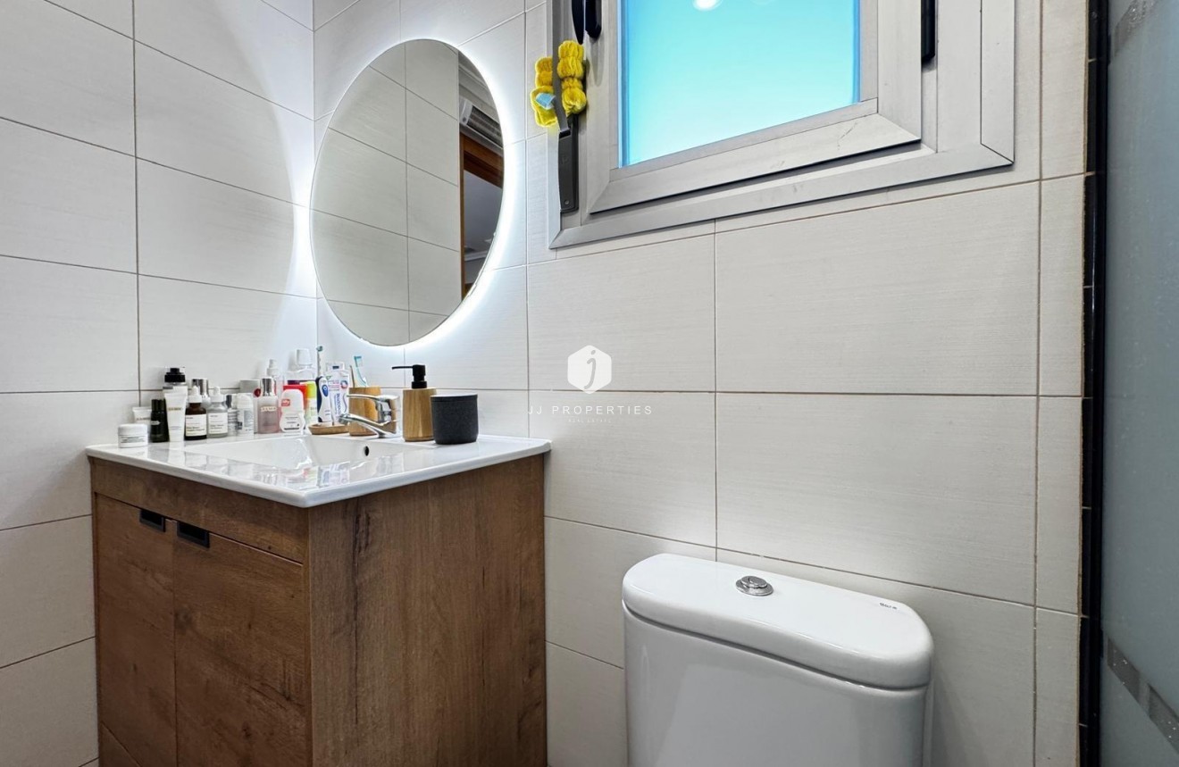 Aus zweiter Hand - Wohnung -
Torrevieja - Playa del Cura