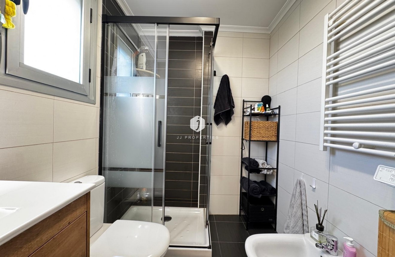 Aus zweiter Hand - Wohnung -
Torrevieja - Playa del Cura