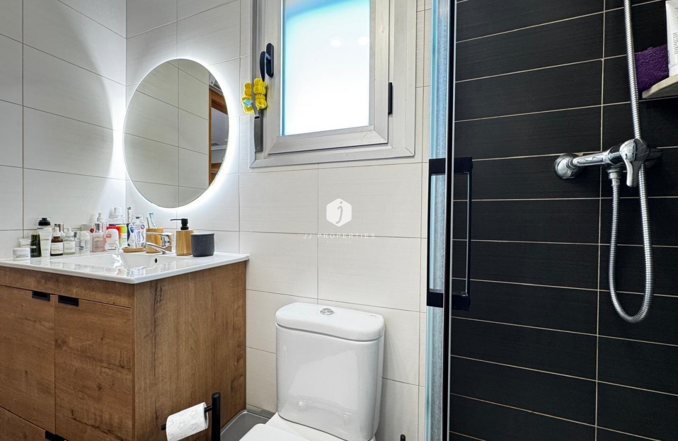 Aus zweiter Hand - Wohnung -
Torrevieja - Playa del Cura