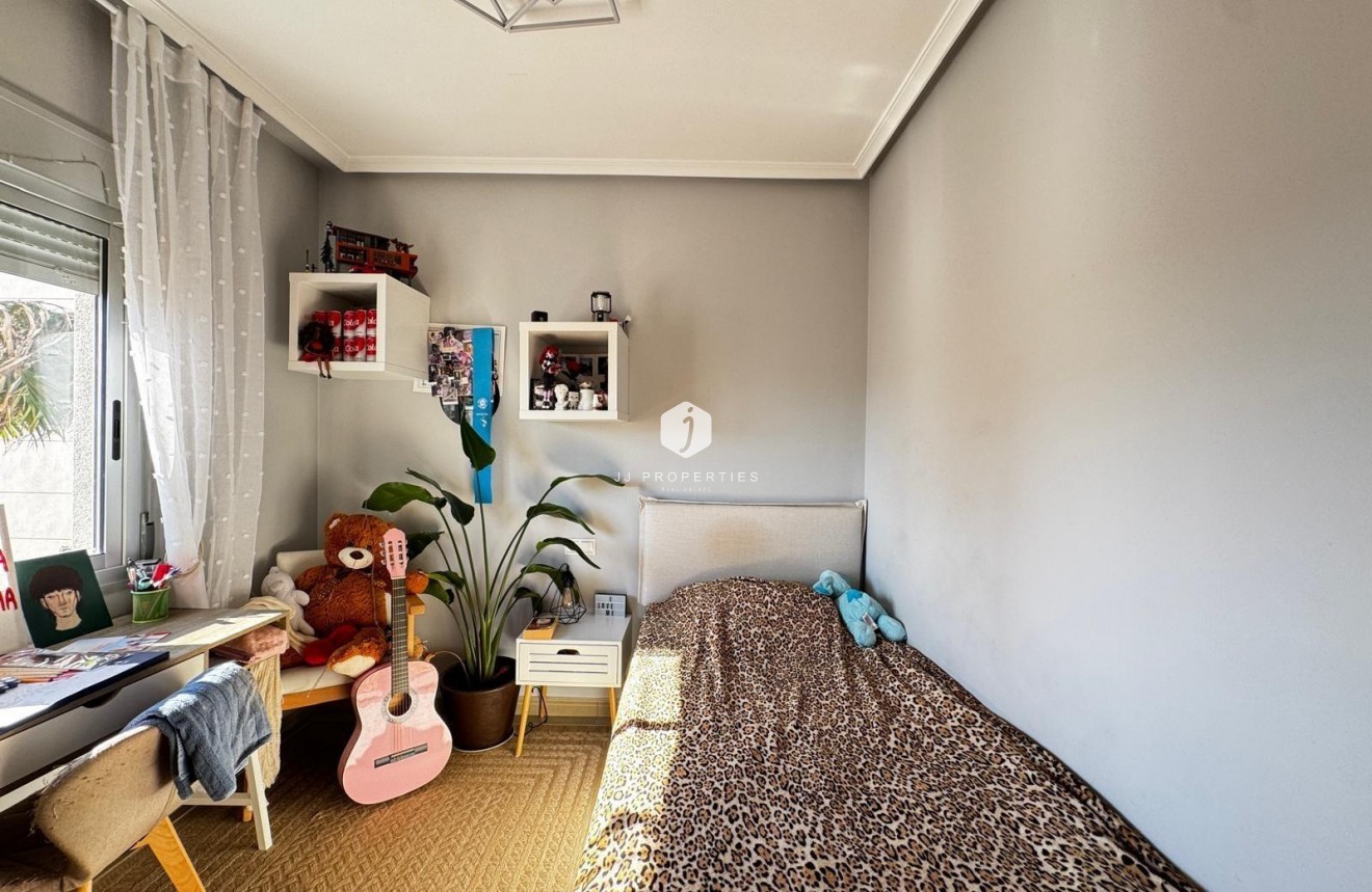 Aus zweiter Hand - Wohnung -
Torrevieja - Playa del Cura