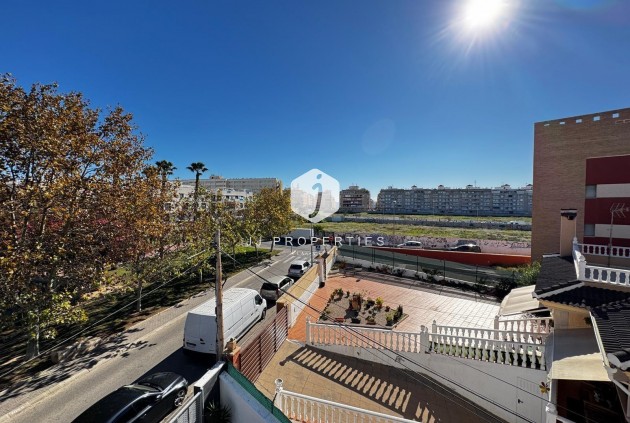 Aus zweiter Hand - Wohnung -
Torrevieja - Playa del Cura