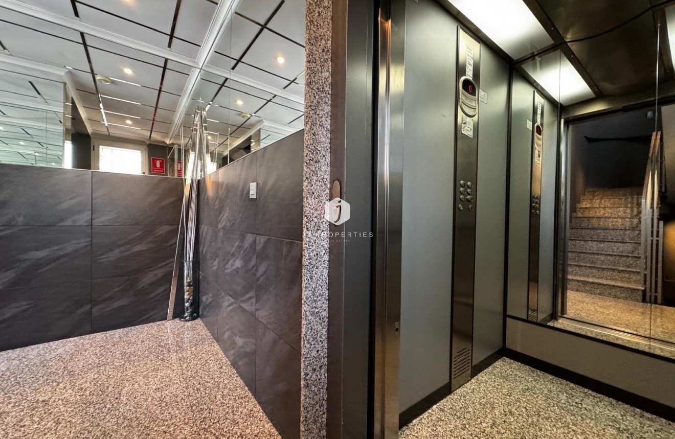 Aus zweiter Hand - Wohnung -
Torrevieja - Playa del Cura