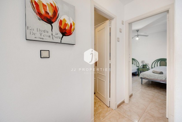 Tweedehands - Bungalow -
Torrevieja - La Siesta - El Salado - Torreta