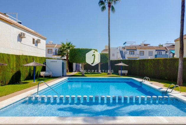 Tweedehands - Bungalow -
Torrevieja - La Siesta - El Salado - Torreta