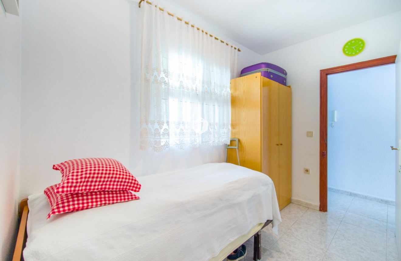 Tweedehands - Appartement / flat -
Torrevieja - Estacion de autobuses
