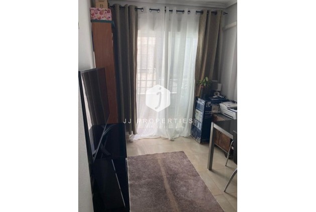 Segunda mano - Apartamento / piso -
Torrevieja