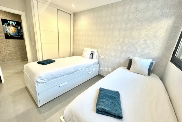 Resale - Villa -
Los Balcones - Costa Blanca