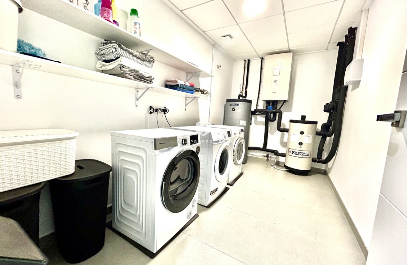 Resale - Villa -
Los Balcones - Costa Blanca