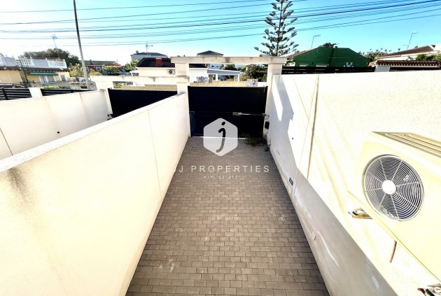 Resale - Villa -
Los Balcones - Costa Blanca