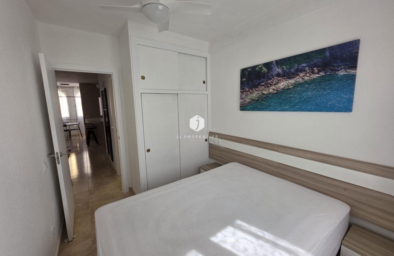 Aus zweiter Hand - Wohnung -
Torrevieja - La Mata Pueblo