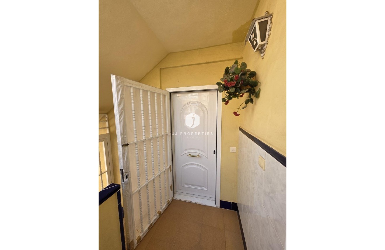 Aus zweiter Hand - Wohnung -
Torrevieja - La Mata Pueblo