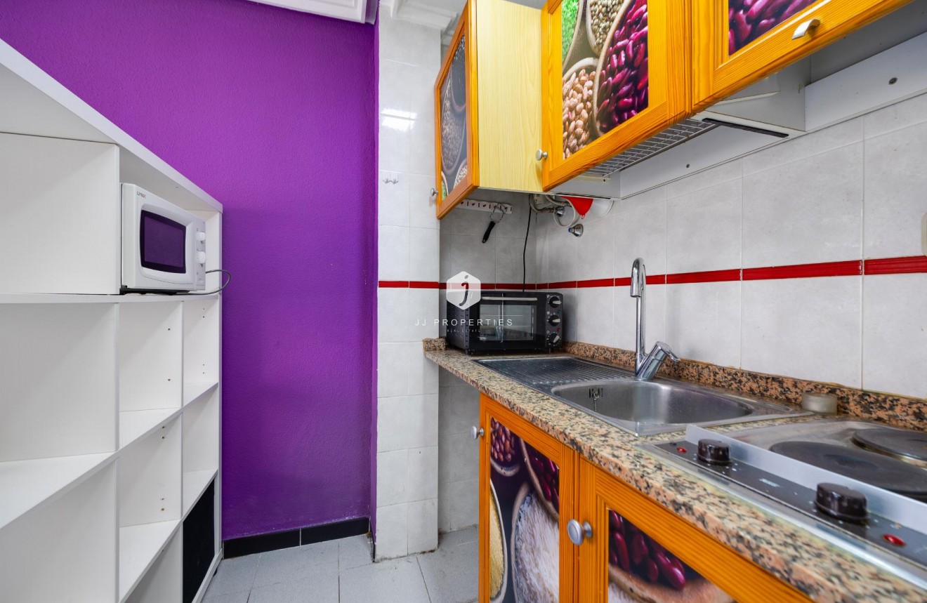 Resale - Apartment / flat -
Torrevieja - Costa Blanca