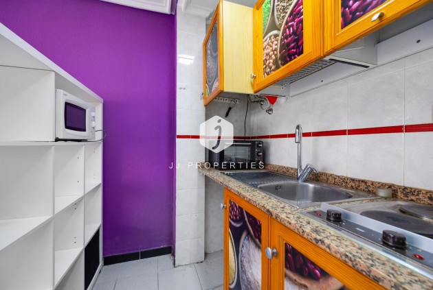 Resale - Apartment / flat -
Torrevieja - Costa Blanca