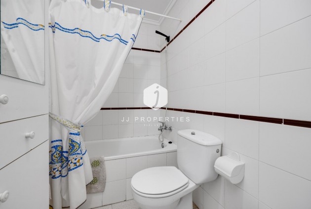 Resale - Apartment / flat -
Torrevieja - Costa Blanca